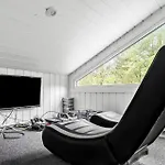 4 Bedroom Amazing In Hébergement de vacances