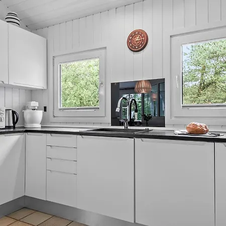 Casa de Férias 4 Bedroom Amazing In Nørre Nebel